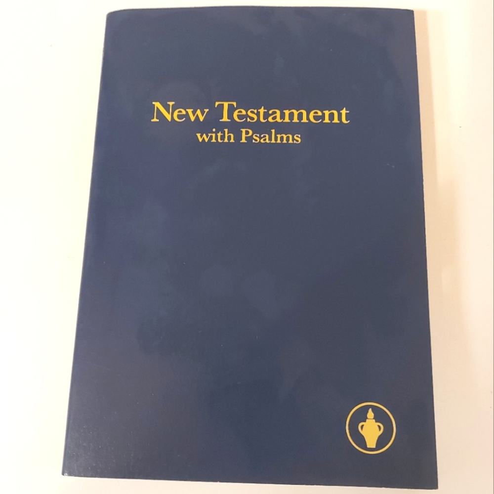 Free with any bundle- Classic Softback Copy of the New Testament with Psalms